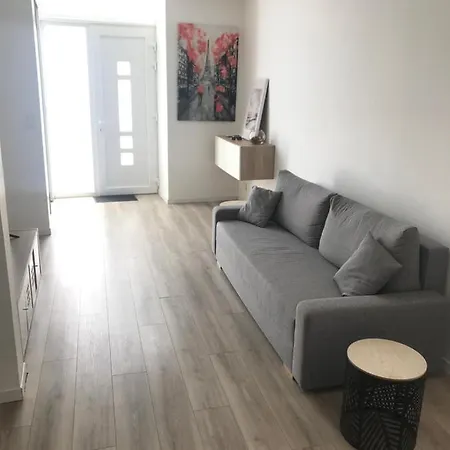 Joli T3 Renove Serviettes Non Incluses *