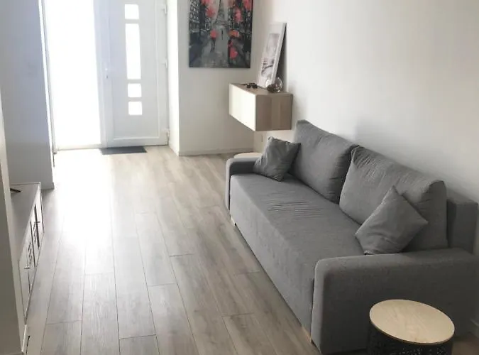 Joli T3 Rénové Serviettes Non Incluses *